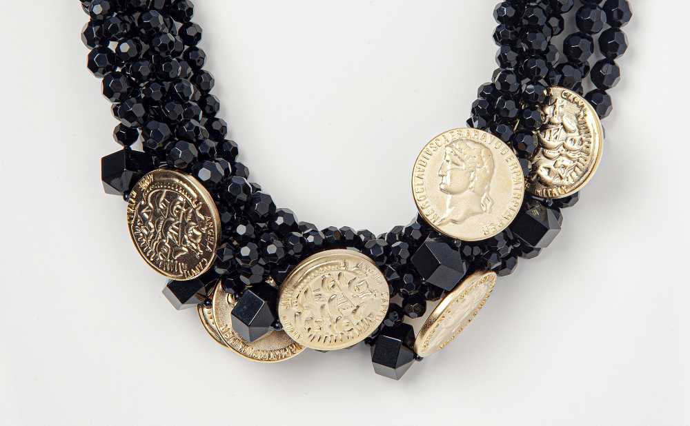 joyas bijoux colección monedas Angela Caputi