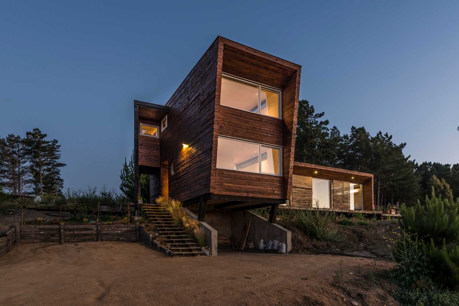 casa vista océano estructura madera grandes aberturas